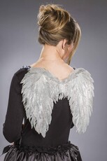 Trblietavé páperové krídla anjel
