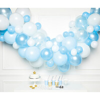 Modrá a biela balónová girlanda (4 m, 70 balónov)