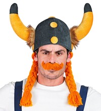 Vikingská prilba s vrkočmi