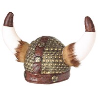 Vikingská prilba s rohmi a koženým vzhľadom