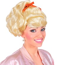 Sandy Wig, Pomáda