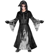 Chlapcov kostým ducha na Halloween