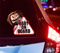 Halloweenská nálepka na auto s nápisom „Baby on board“