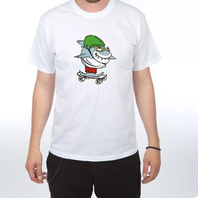 Vtipné tričko s potlačou - Shark skateboard