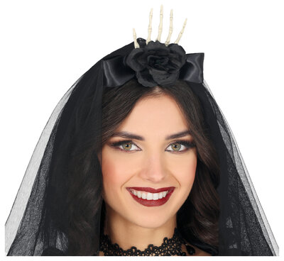 Dámska čelenka s kvetom a kostrou ruky so závojom